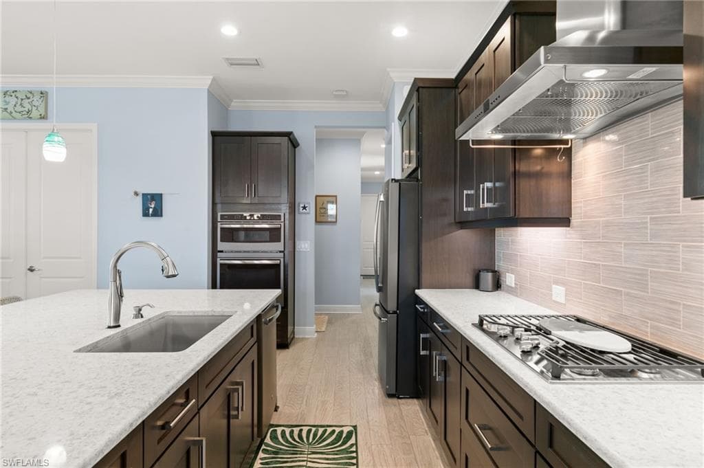 13796 Woodhaven CIR-10