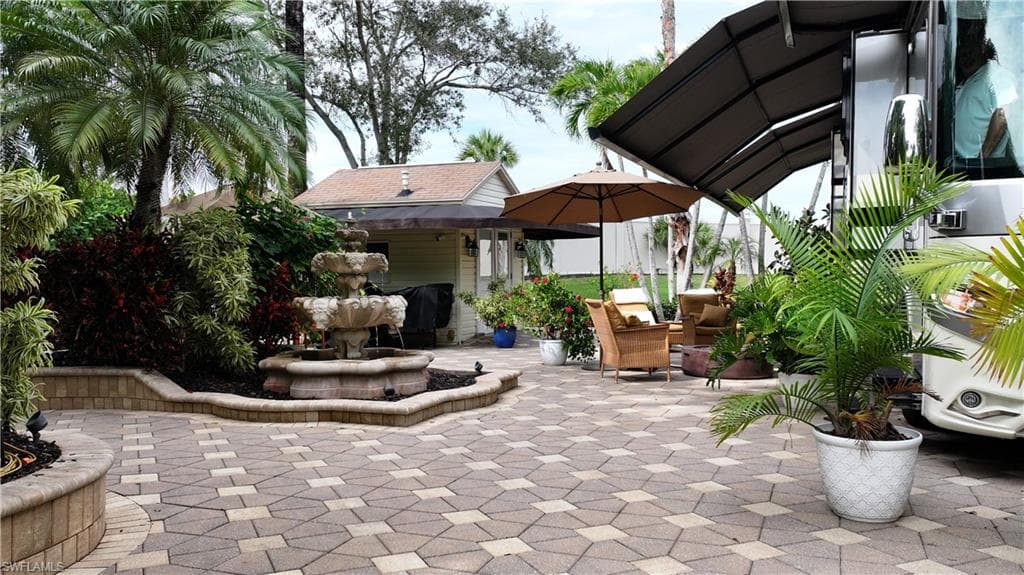 4662 Southern Breeze DR-10