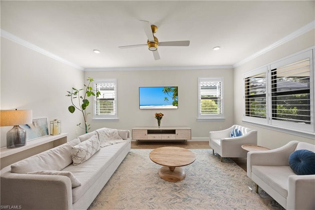 6825 Greenbriar CT-6