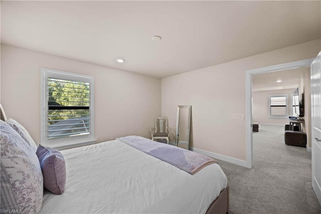 6825 Greenbriar CT-22