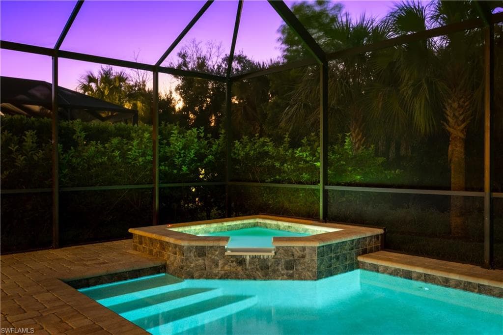 6825 Greenbriar CT-32