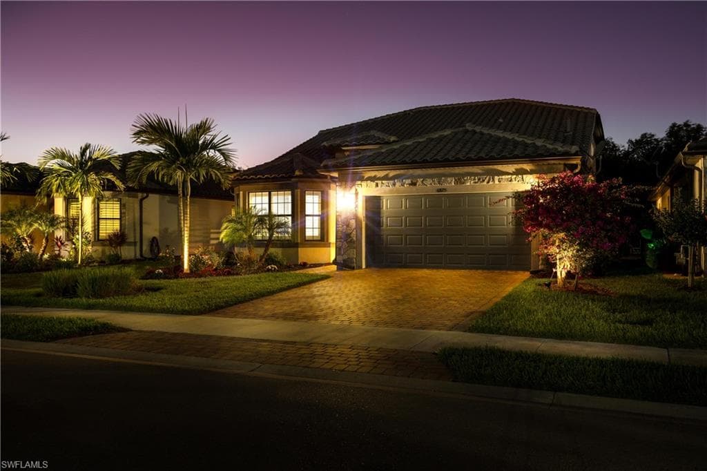 6825 Greenbriar CT-35