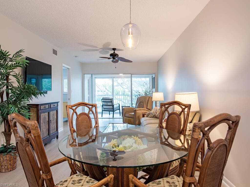 218 Banyan BLVD 218-4