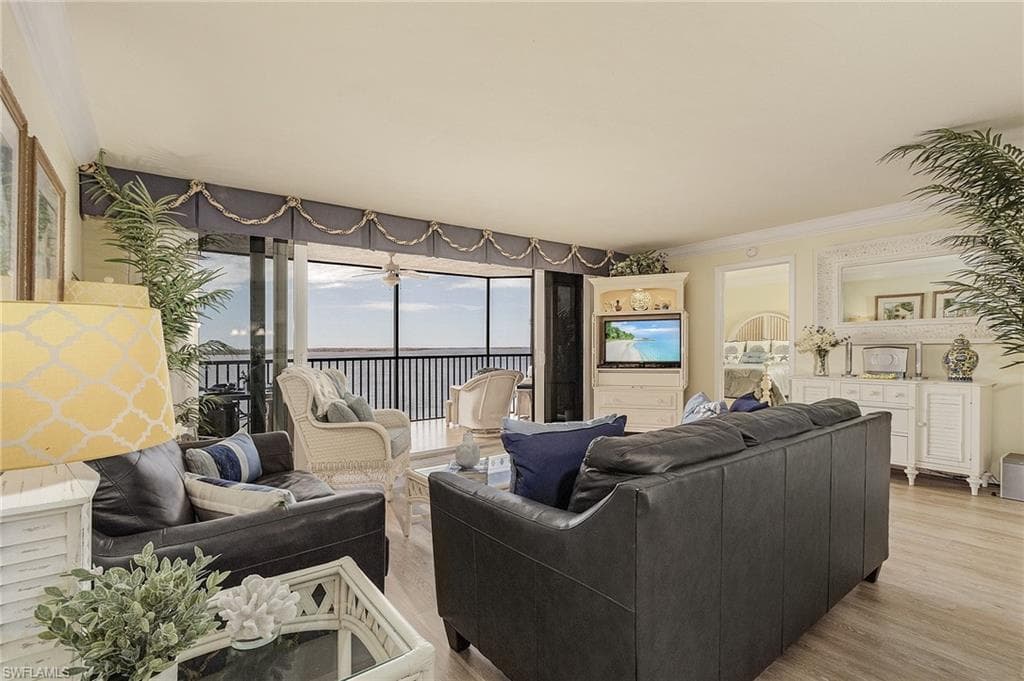 17080 Harbour Point DR 213-6