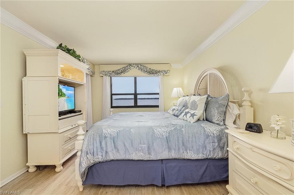 17080 Harbour Point DR 213-14