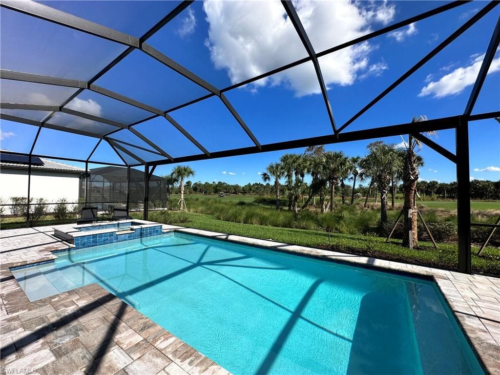9260 Cormorant DR-10