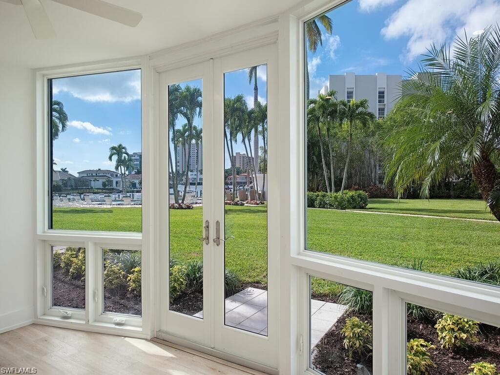 400 Park Shore DR 102-14