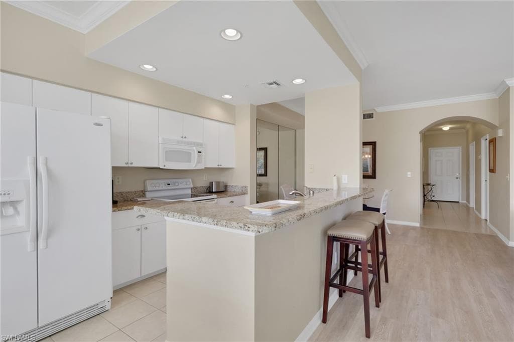 8680 Cedar Hammock CIR 122-6