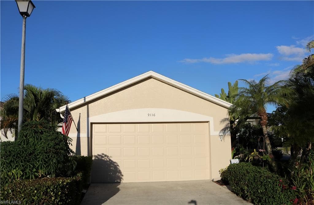 9336 Lake Abby LN-2