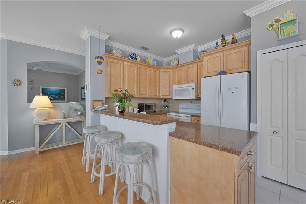 9336 Lake Abby LN-11
