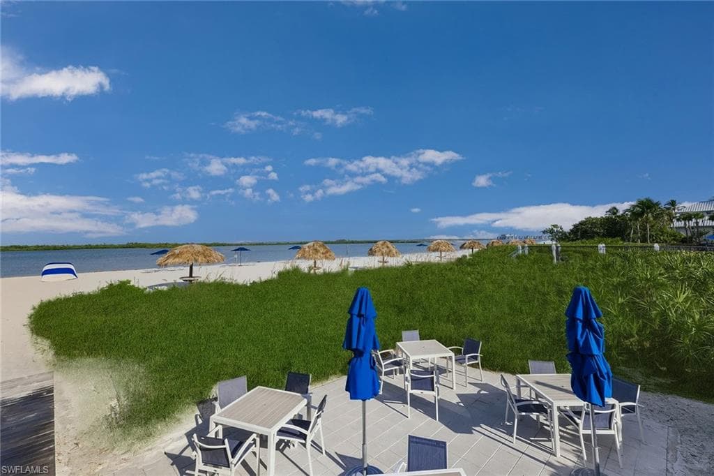 321 Hideaway CIR S-9