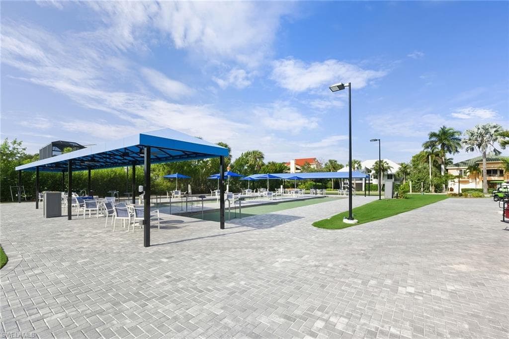 321 Hideaway CIR S-11