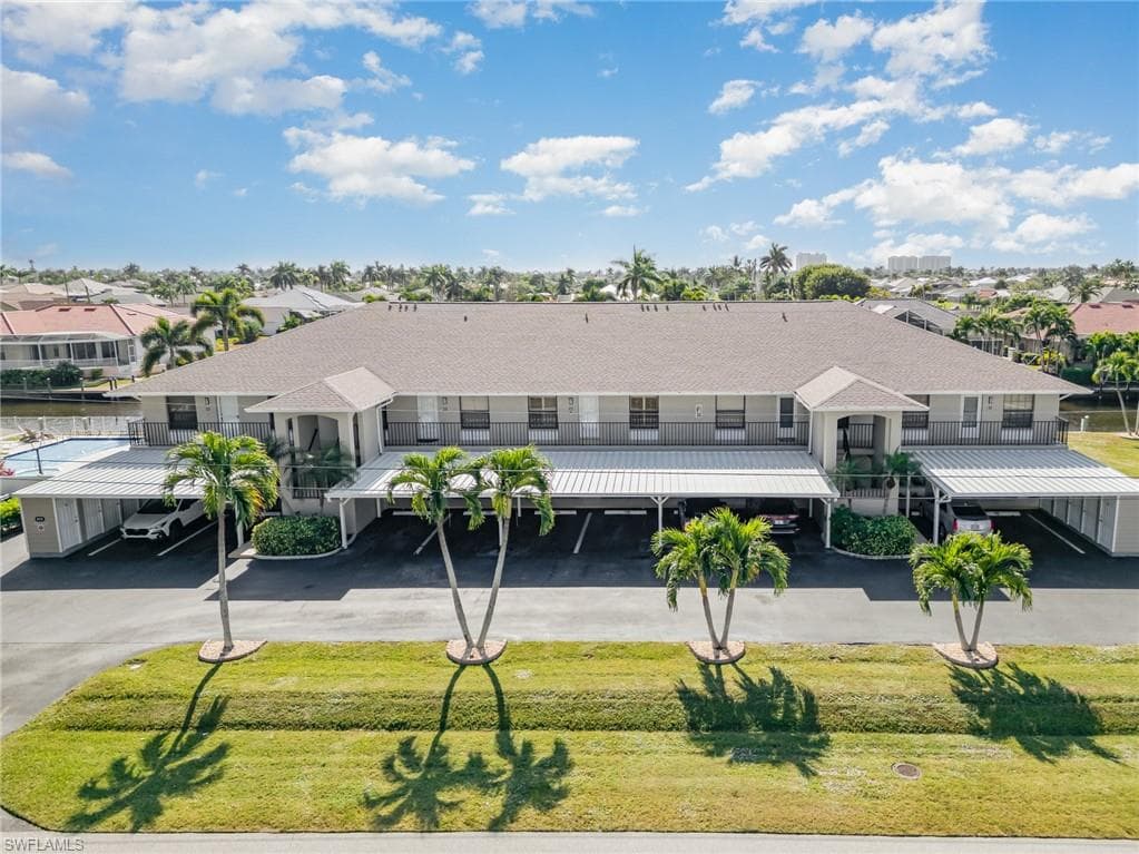 912 SW 48th TER 208-32