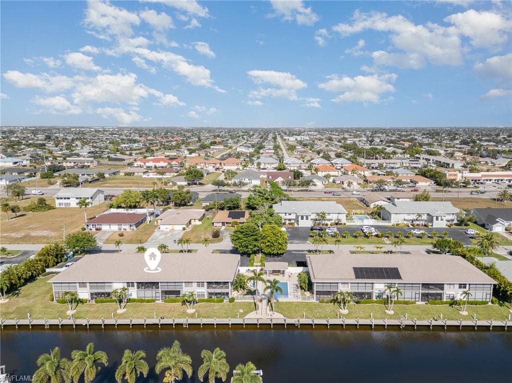 912 SW 48th TER 208-34