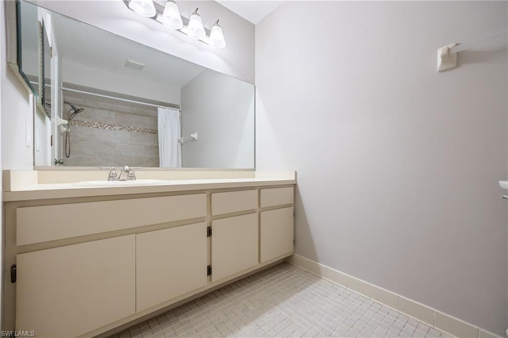10623 Arlingford BLVD-16