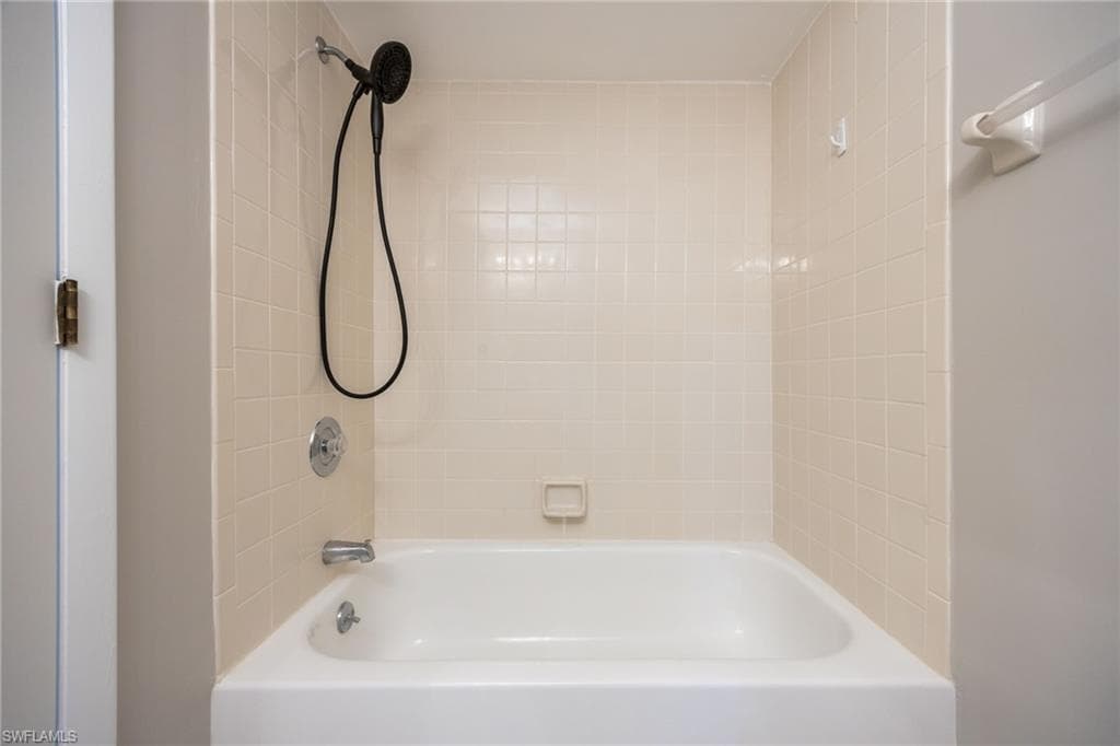 10623 Arlingford BLVD-22
