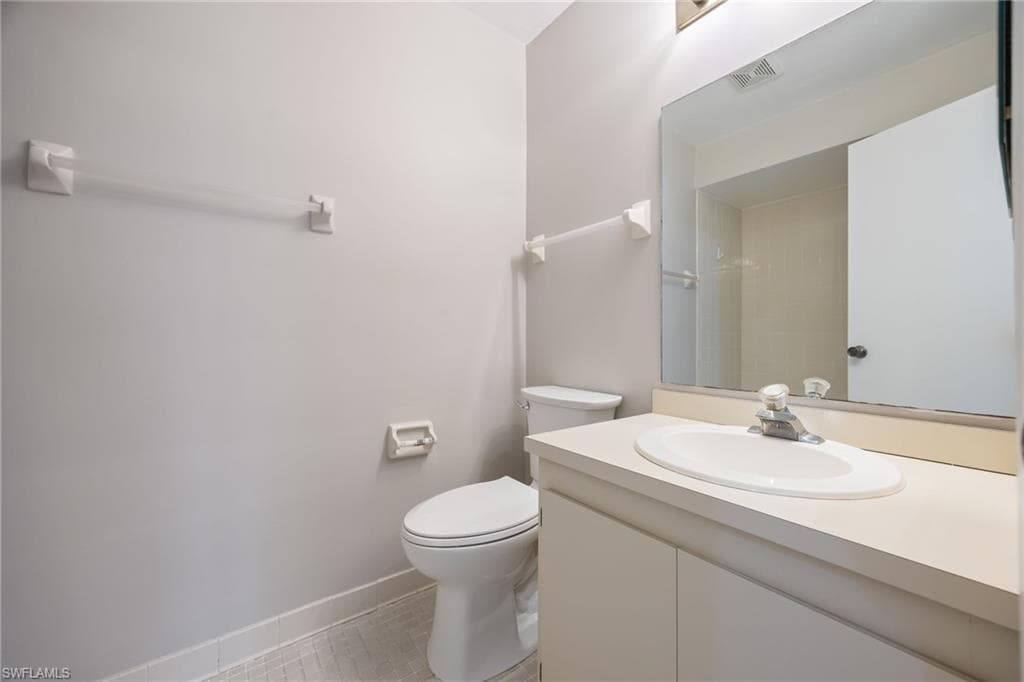 10623 Arlingford BLVD-21