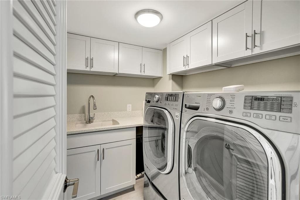 4401 Gulf Shore BLVD N C205-21