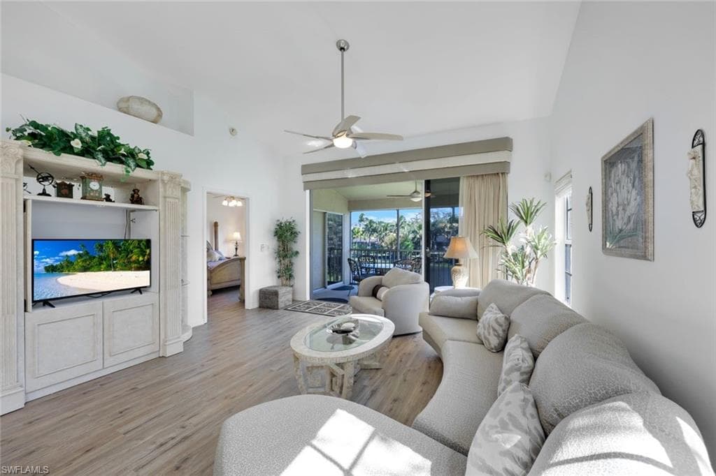 20161 Seagrove ST 108-5