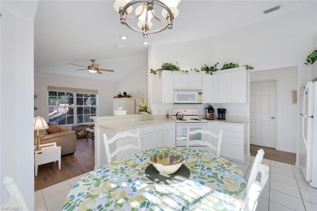 20161 Seagrove ST 108-11