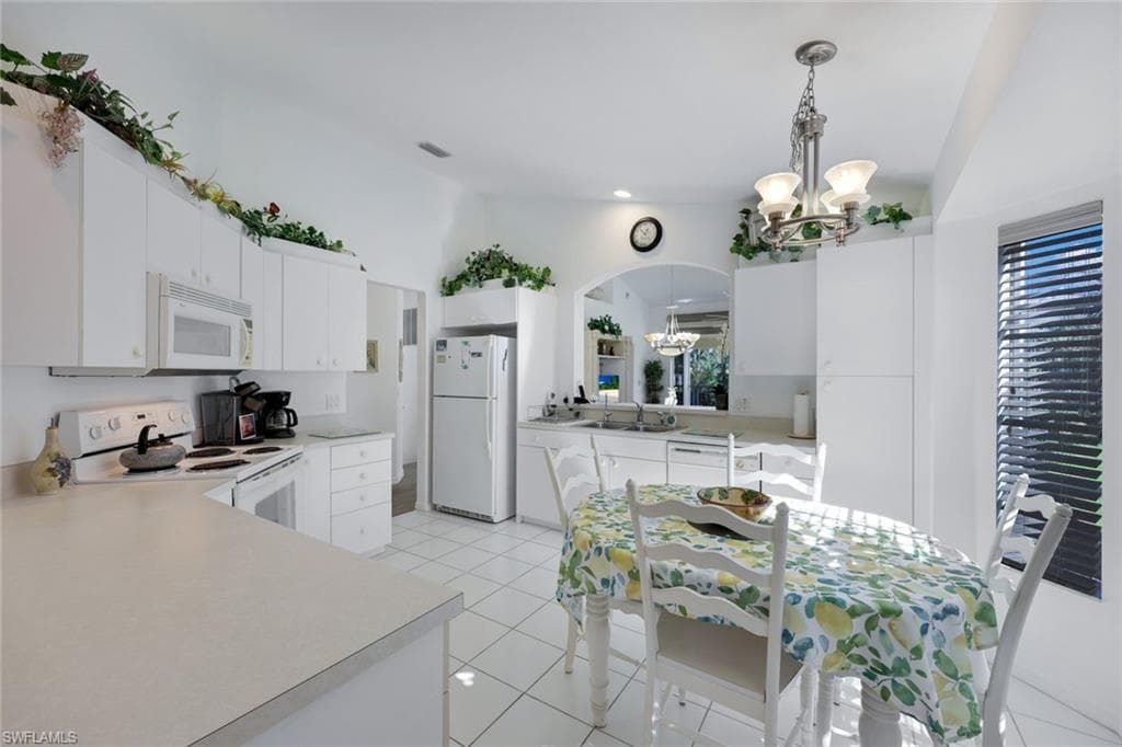20161 Seagrove ST 108-8