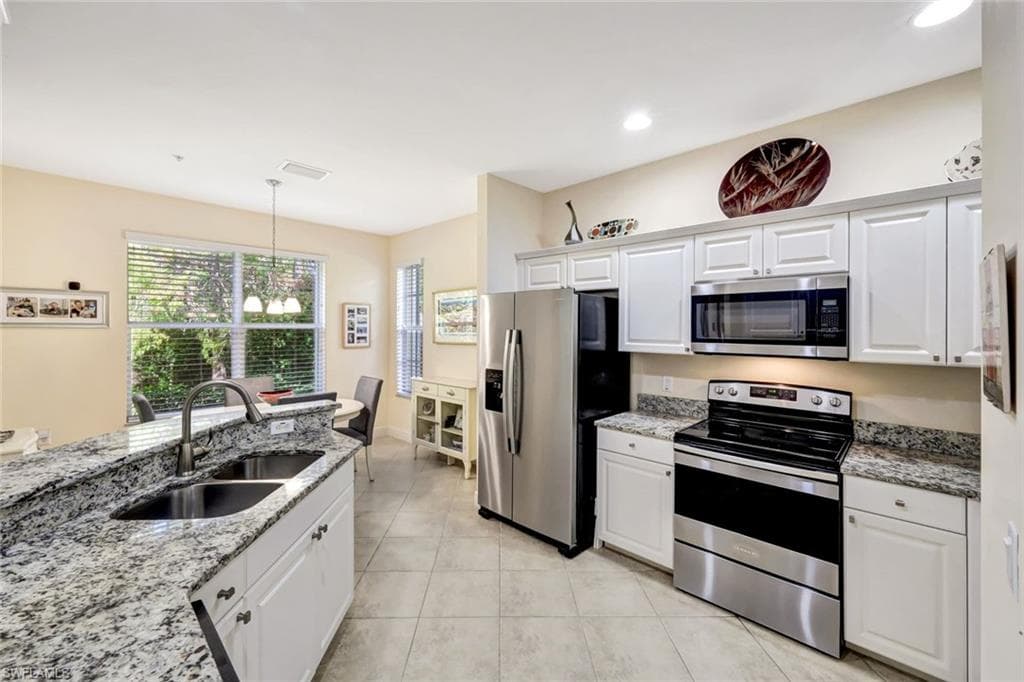 26401 Lucky Stone RD 102-10