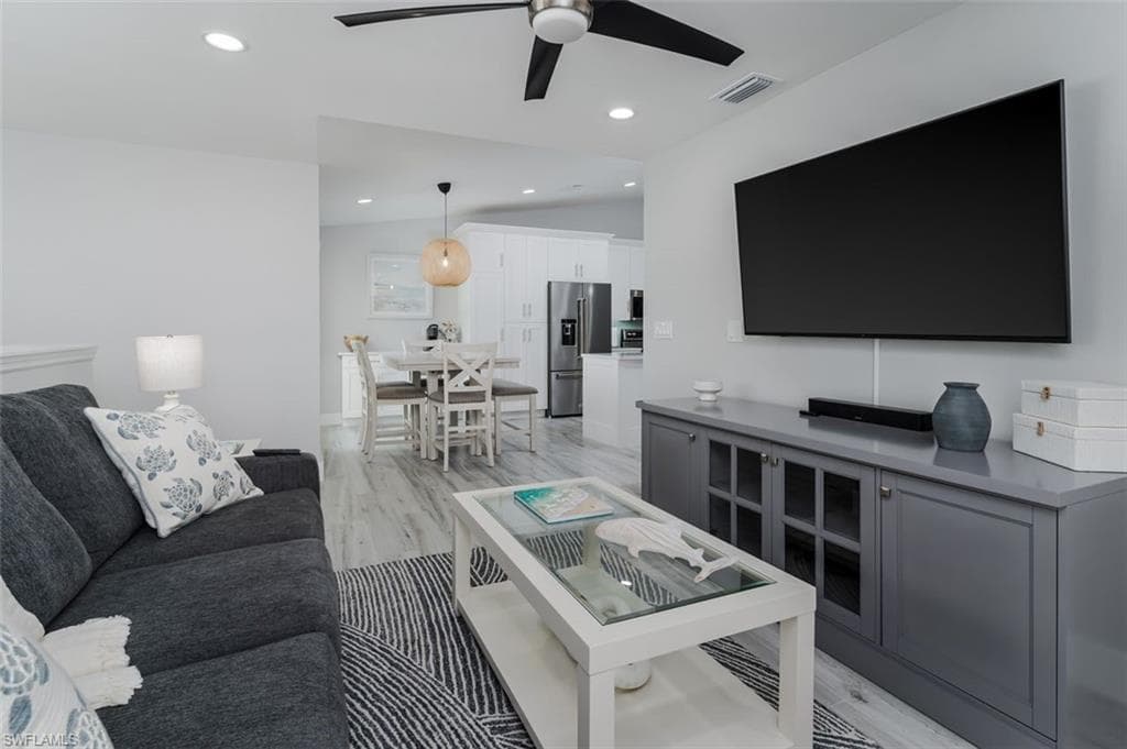 834 Gulf Pavilion DR 204-13