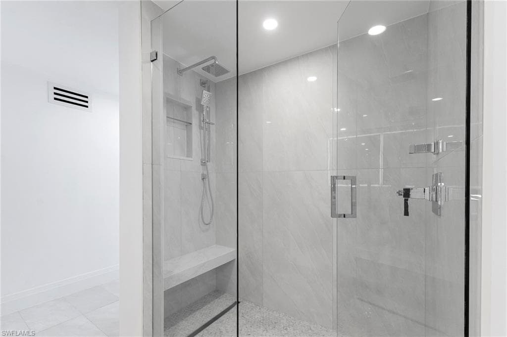 2388 Gulf Shore BLVD N 204-22