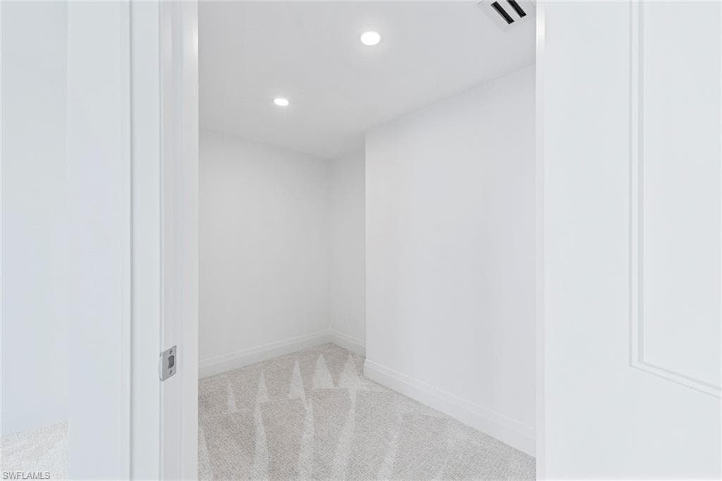2388 Gulf Shore BLVD N 204-18
