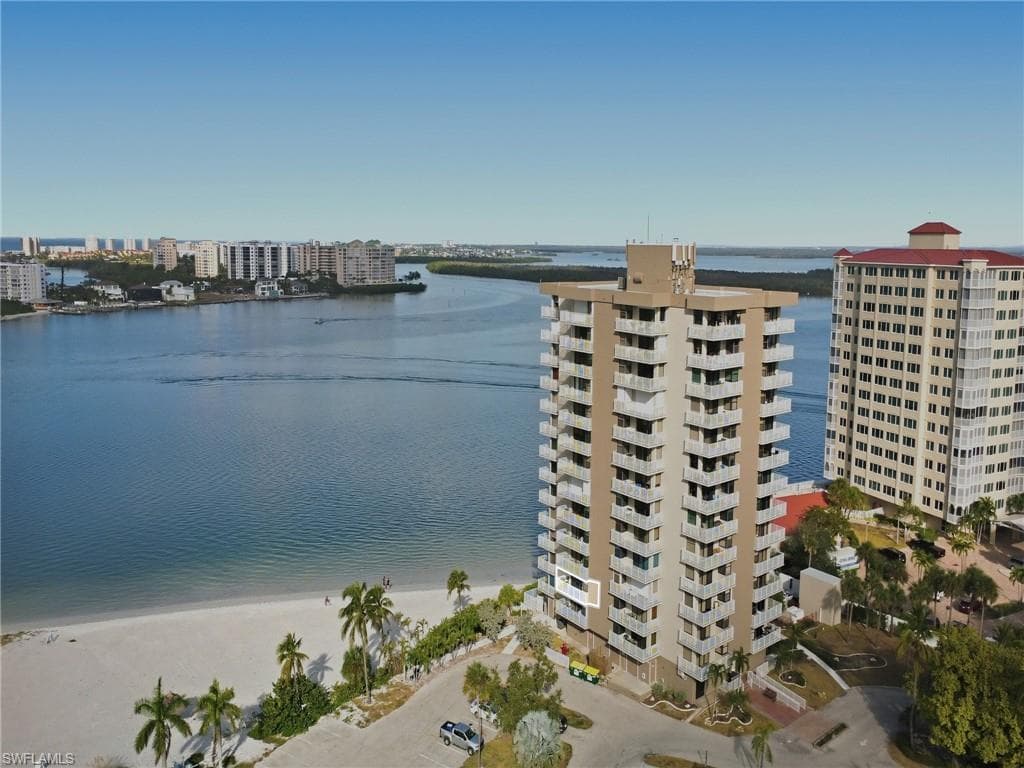 8701 Estero BLVD 201-3