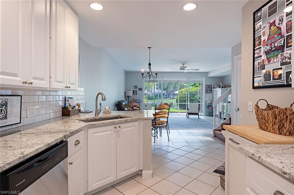 5697 Cove CIR 42-6