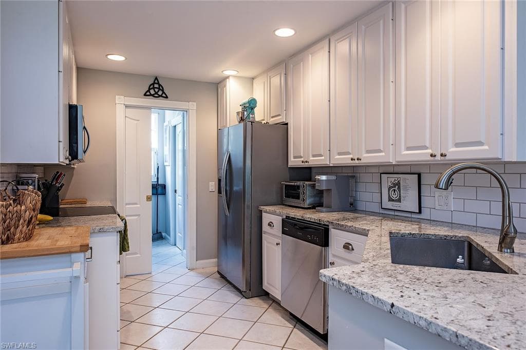 5697 Cove CIR 42-5