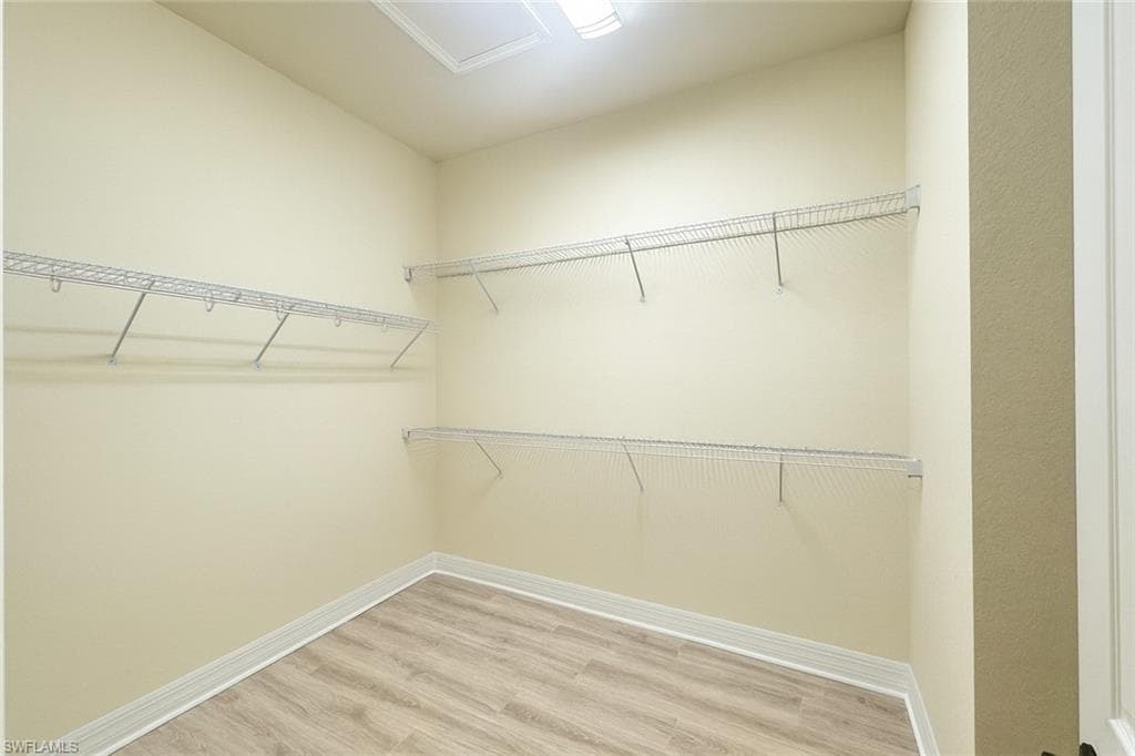 11275 Bluff Oak LN-12