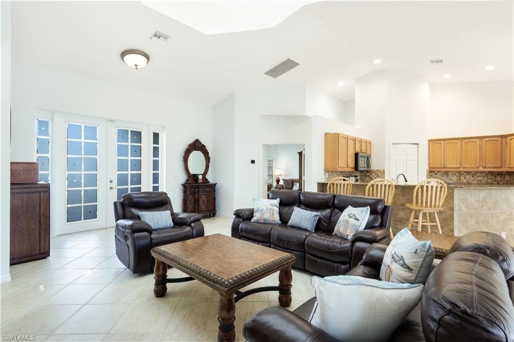 27160 Flamingo DR-13