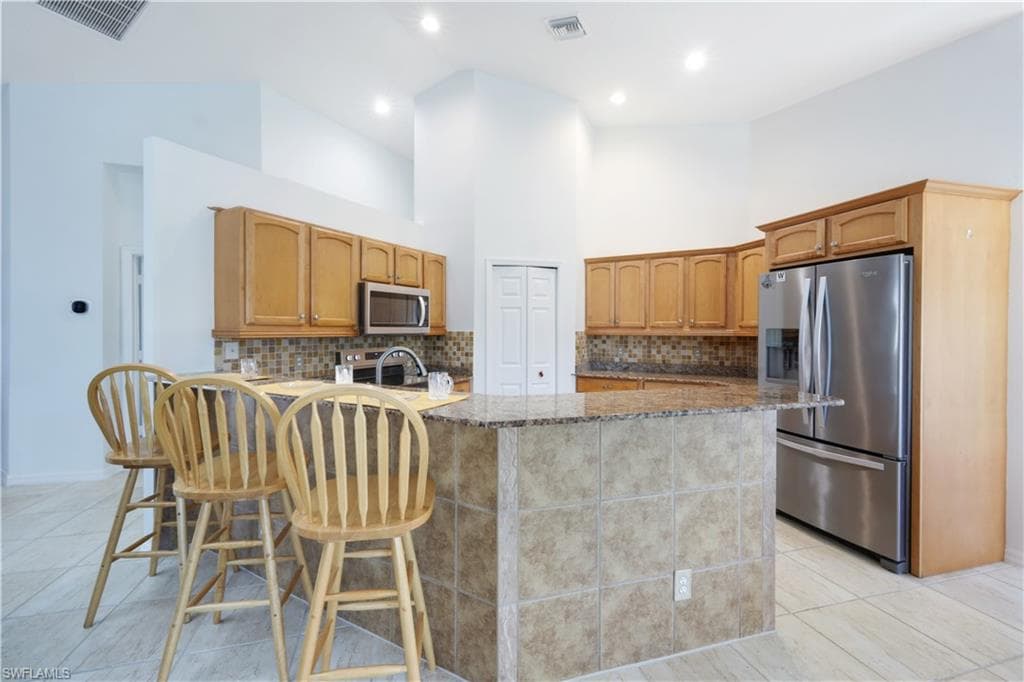 27160 Flamingo DR-16