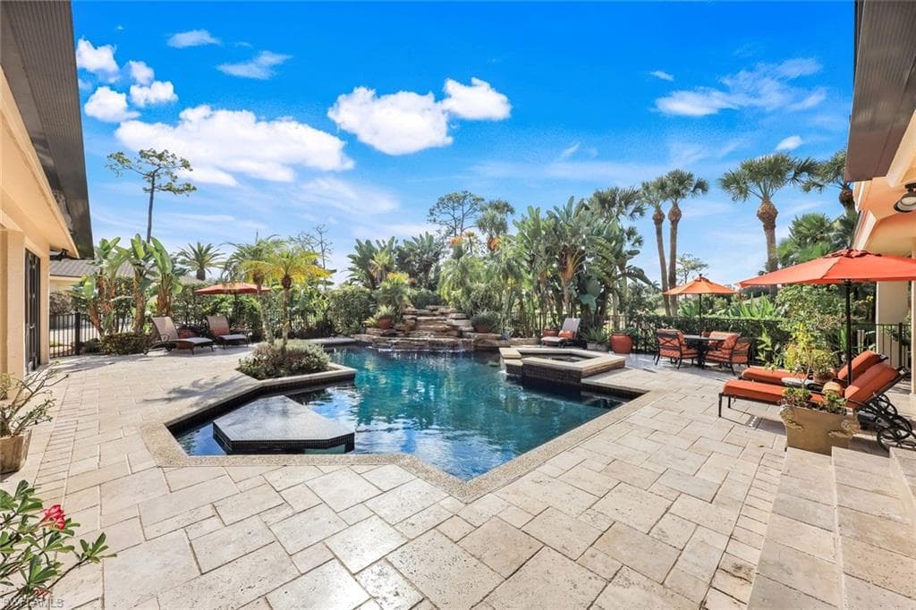 15620 Kinross CIR-10