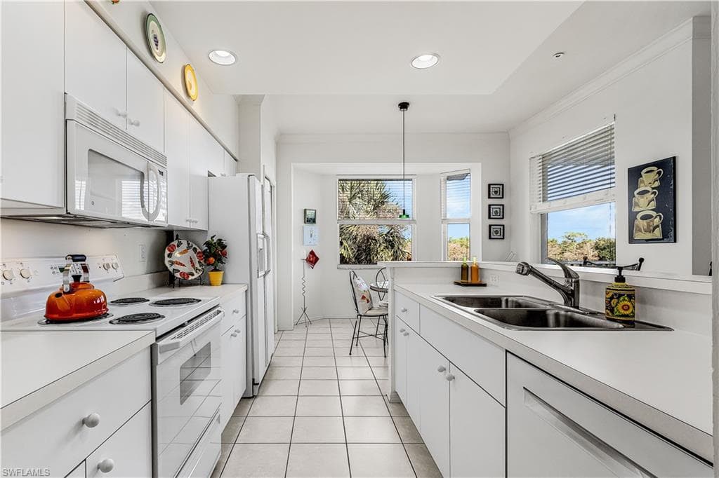 8505 Naples Heritage DR 146-7