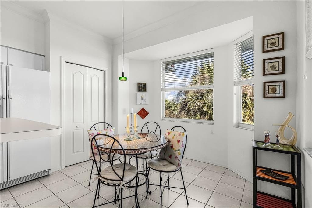 8505 Naples Heritage DR 146-8