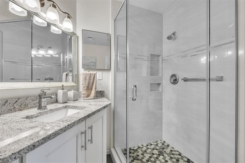 15000 Arbor Lakes DR E 6-25