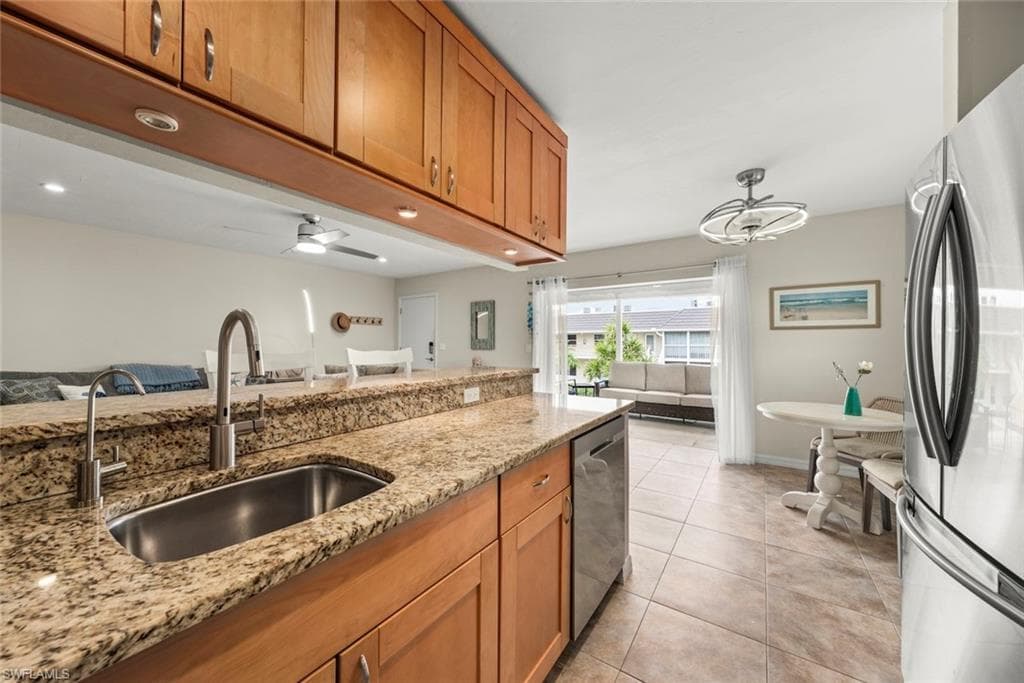 601 Periwinkle WAY D5-11