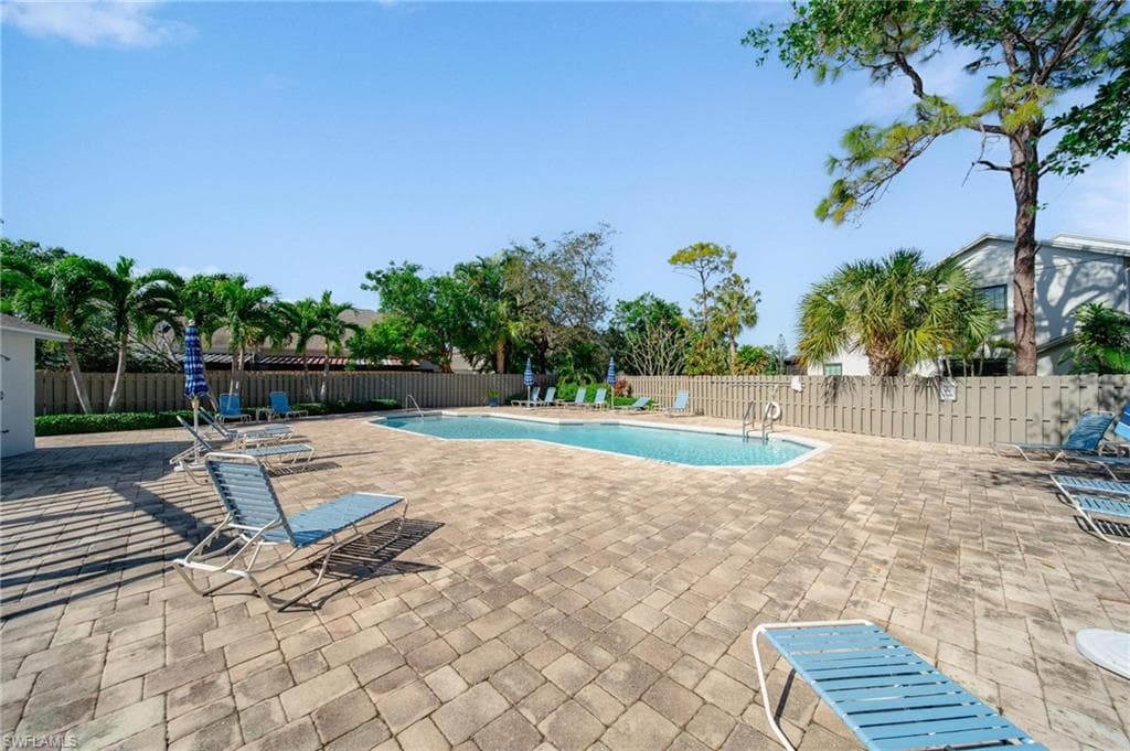 820 Meadowland DR D-4