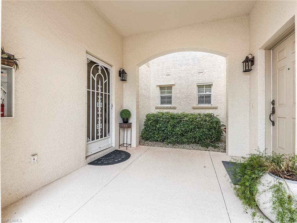 16125 Mount Abbey WAY 201-7