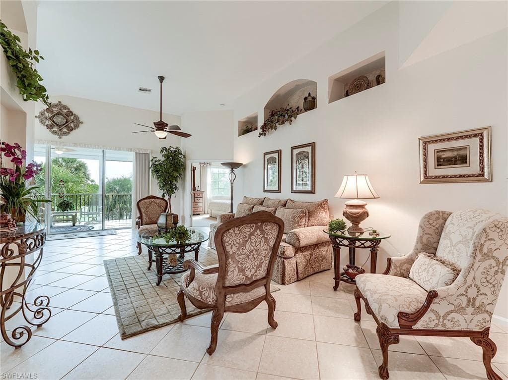 16125 Mount Abbey WAY 201-8