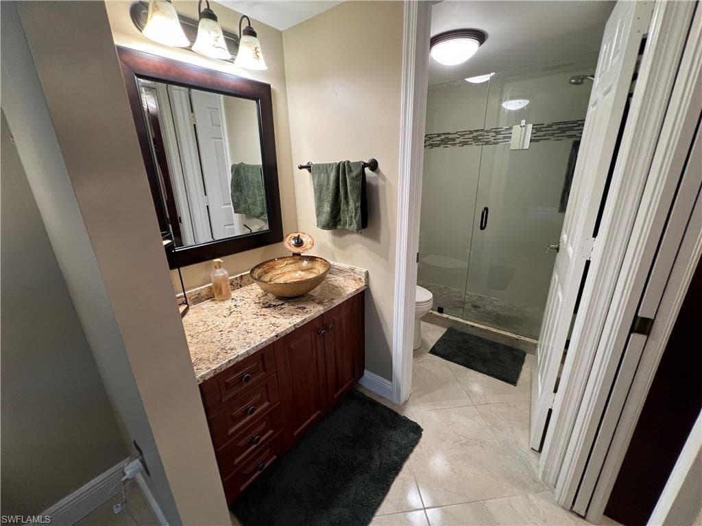 3051 Sandpiper Bay CIR I102-18