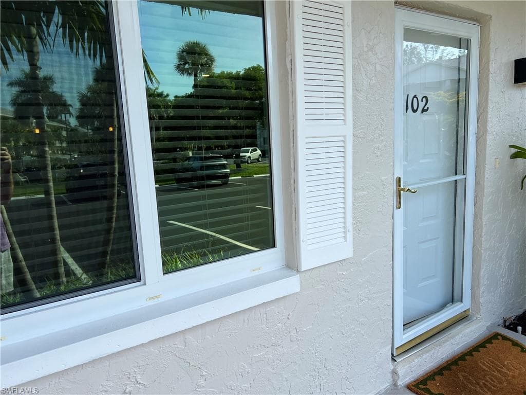 3051 Sandpiper Bay CIR I102-4