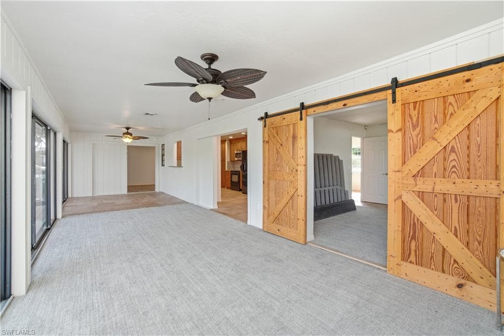 4986 Esplanade ST-22