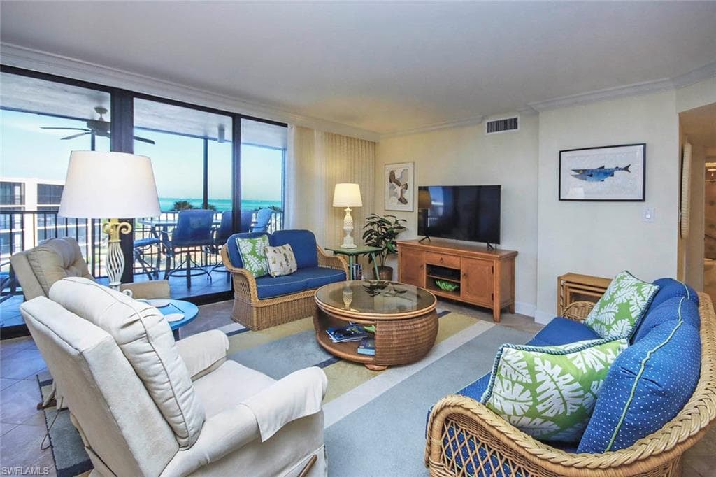 1401 Middle Gulf DR 405R-3