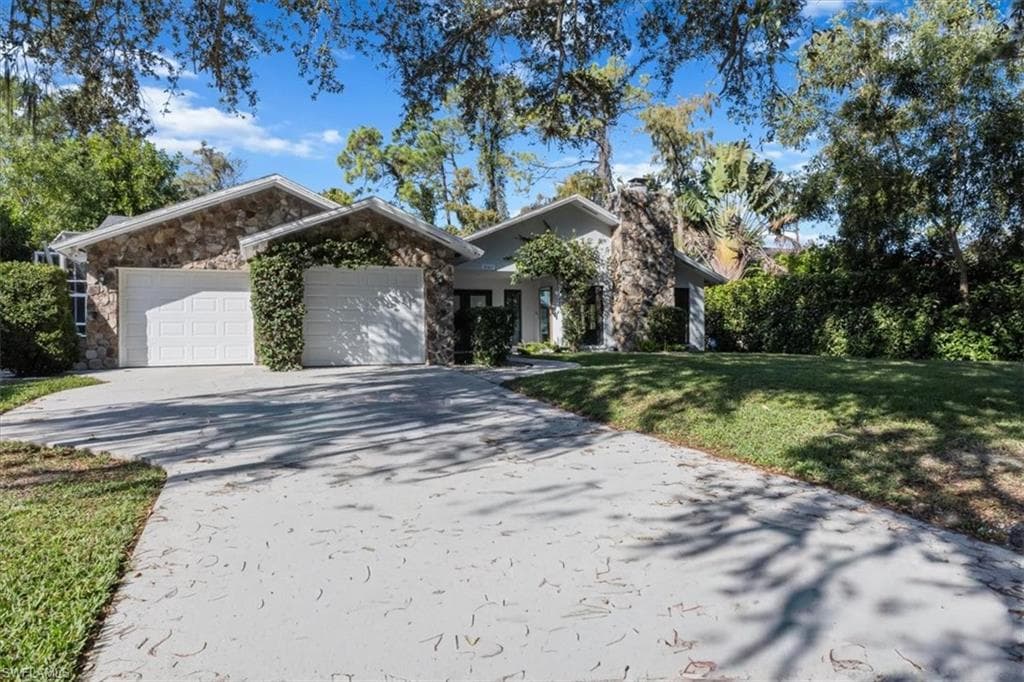 6161 Waxmyrtle WAY-1