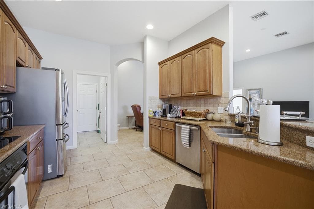 22140 Long Leaf Trail DR-18