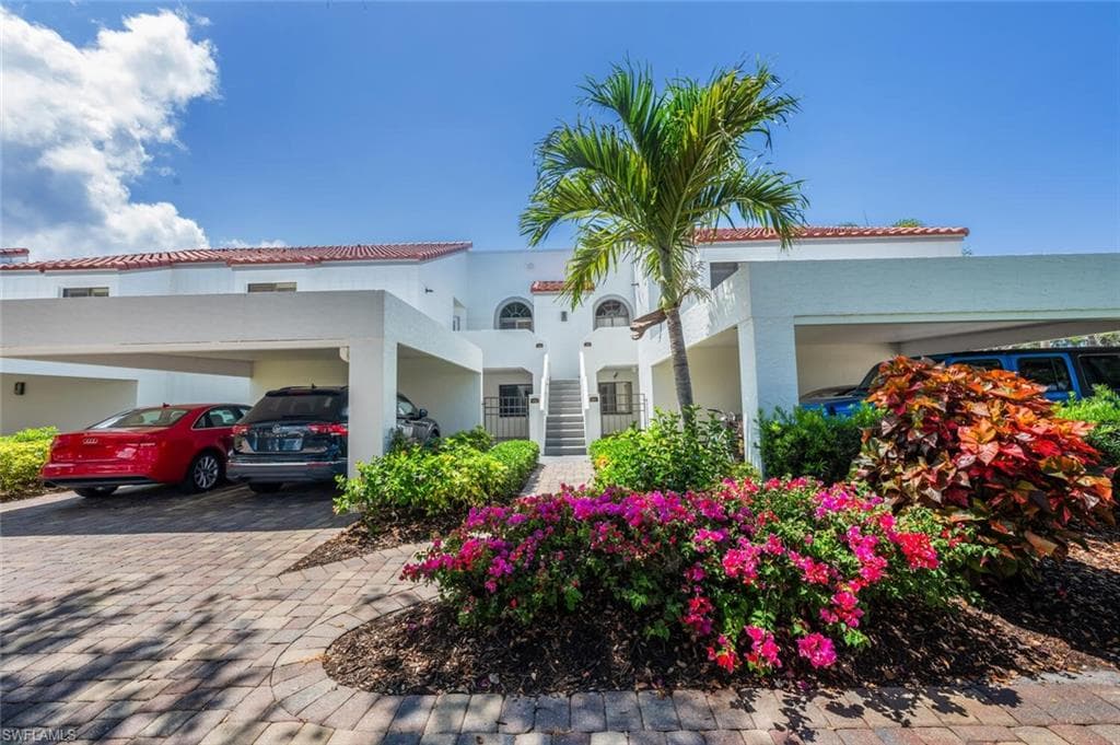559 Beachwalk CIR U202-26